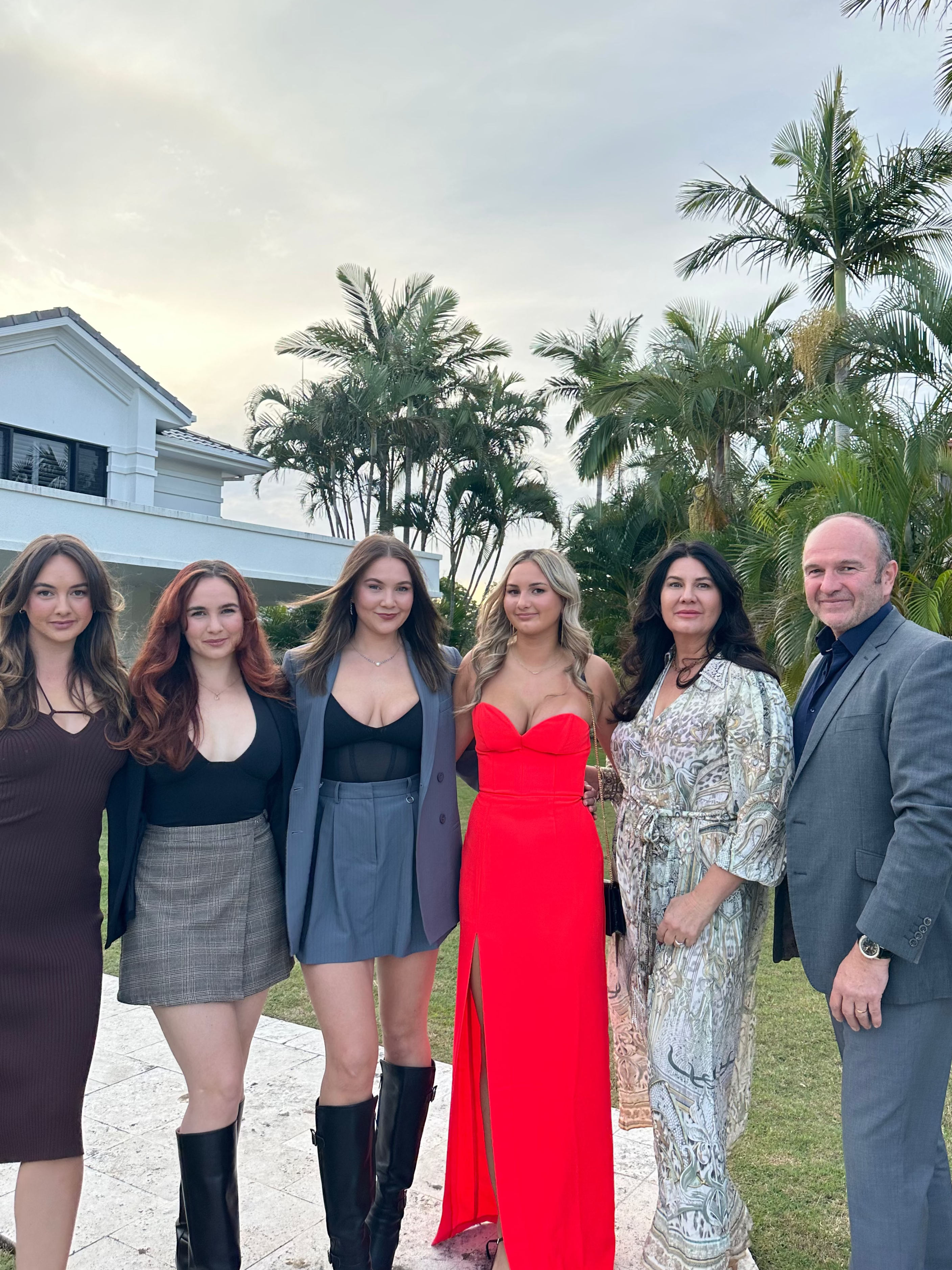 Dr Bruce Whittingham, Sophia Whittingham and their 4 daughters